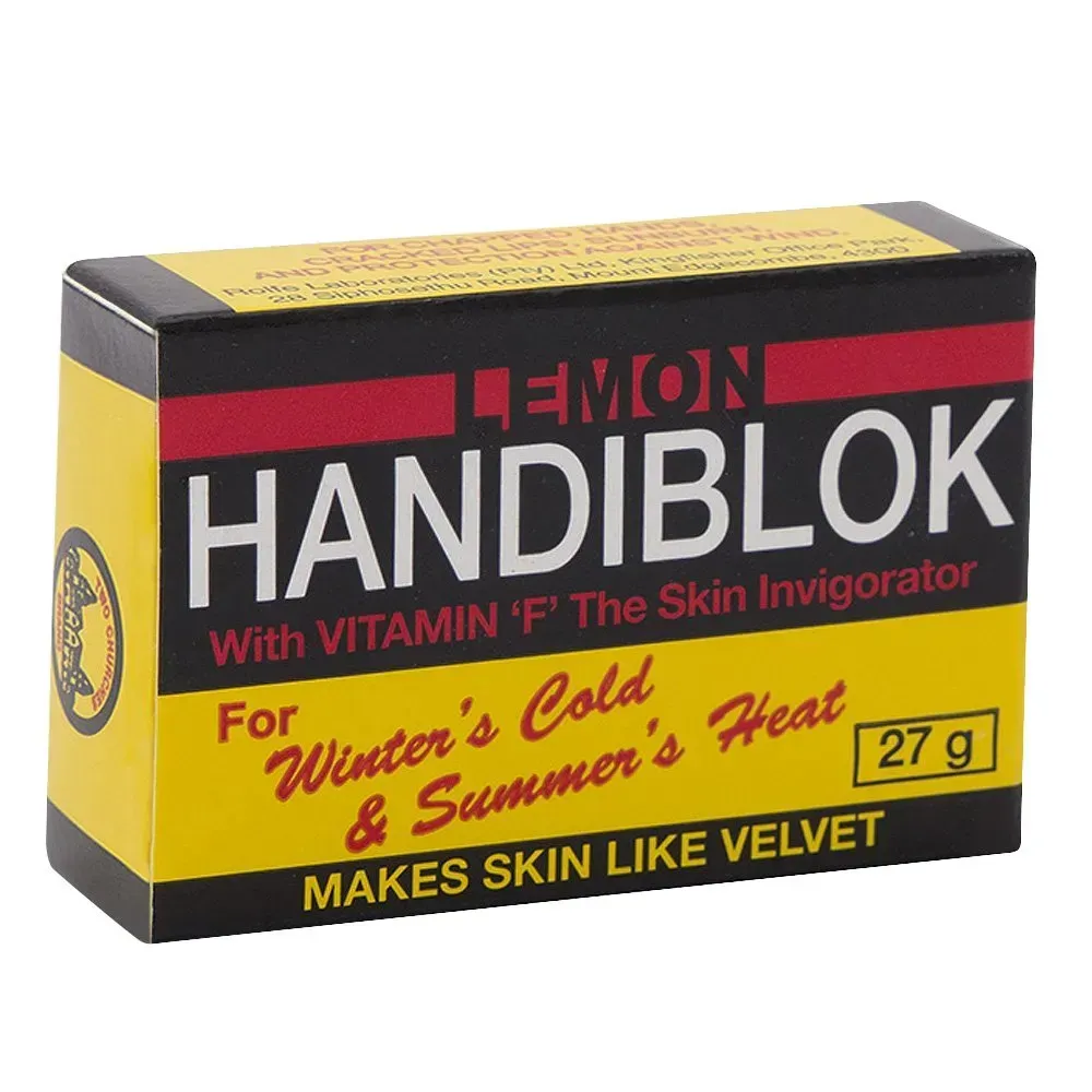 Angled view of Rolfe Laboratories Lemon Handiblok skin protection bar 27 g