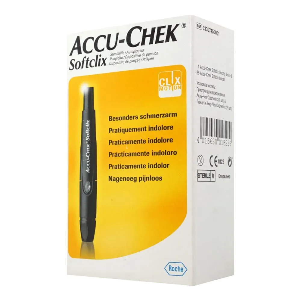 Front of Accu-Chek Softclix lancing device box, 1 device