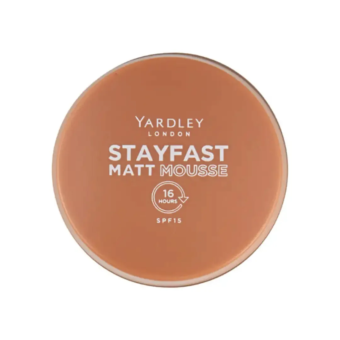 Yardley London Stayfast Matt Mousse Foundation compact, top view