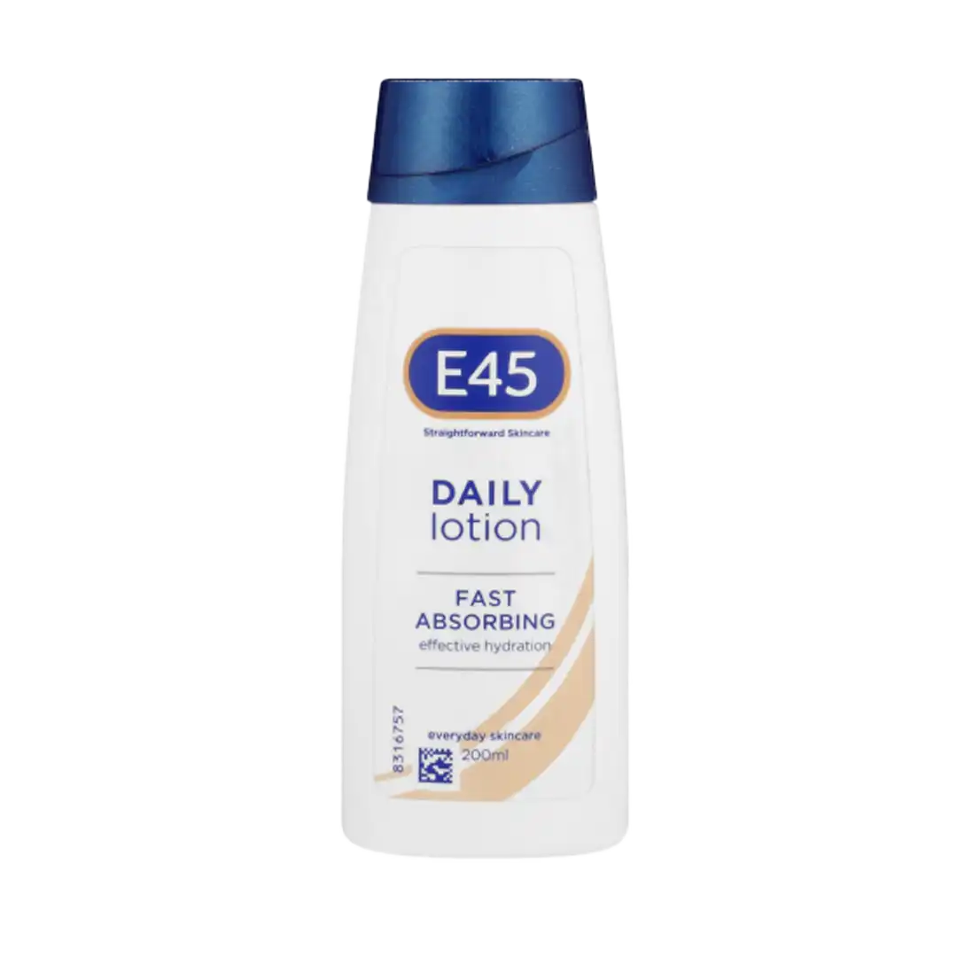 Front of E45 Daily Lotion Fast Absorbing 200 ml bottle