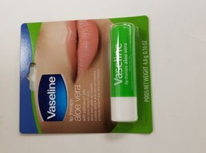 VASELINE LIP THERAPY ALOE VERA 4.8G - Image 3